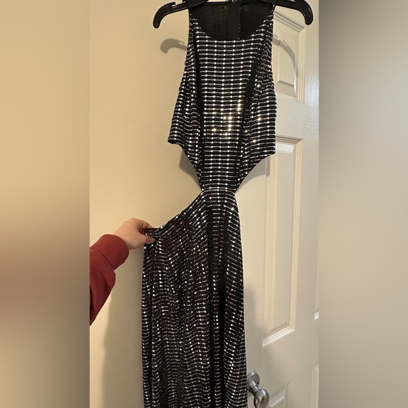 Black Maxi Prom Dress - Picture 4 of 4